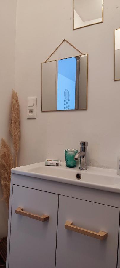 L'Appartement 7 - Centre Ville-Parking-Tv-Wifi Tarbes Kültér fotó